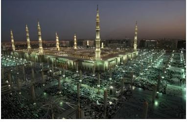 Read more about the article Saudi Arabia will allow Umrah and visits to Holy Mosque starting on October 4